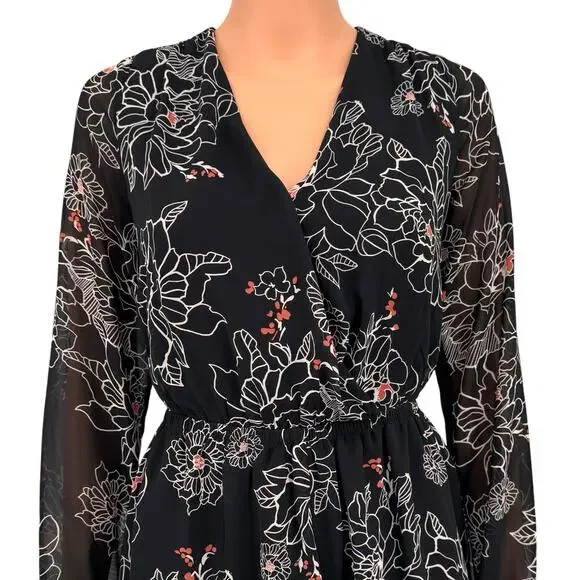 ASTR Black Floral Romper Size Medium Chiffon Boho Dark Romantic Festival Casual - Picture 3 of 16